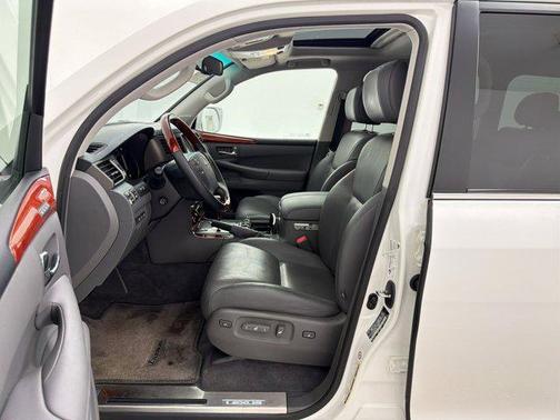 2010 Lexus LX 570 Base