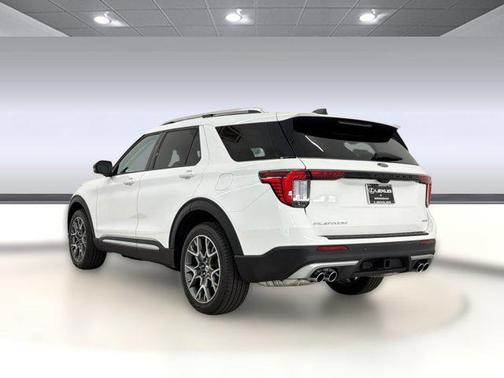 Star White Metallic Tri-Coat 2025 Ford Explorer Platinum