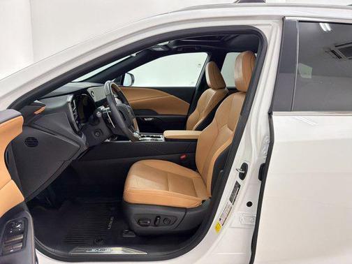 Eminent White Pearl 2024 Lexus RX 350 Base