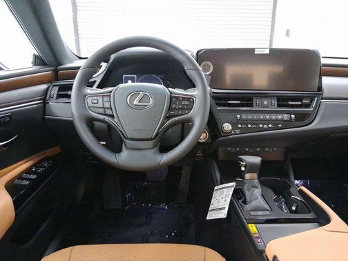 2025 Lexus ES 350 Base