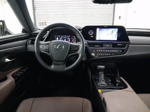 2025 Lexus ES 350 Base