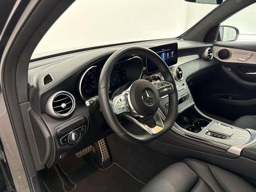 2022 Mercedes-Benz GLC 300 4MATIC Coupe