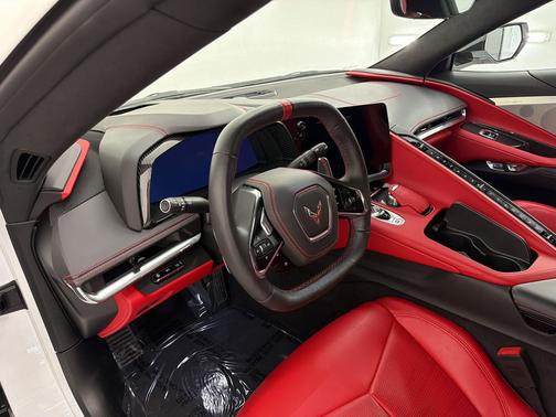 Arctic White 2020 Chevrolet Corvette Stingray w/3LT