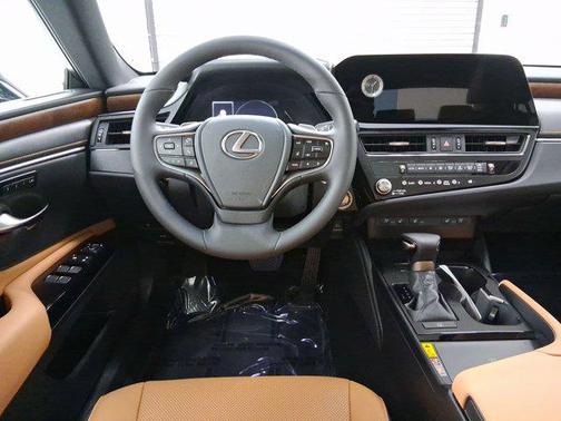 2025 Lexus ES 350 Base