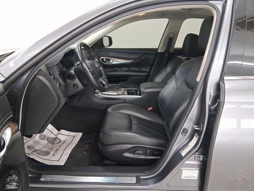 2018 INFINITI Q70L 3.7 LUXE