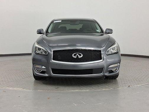 2018 INFINITI Q70L 3.7 LUXE
