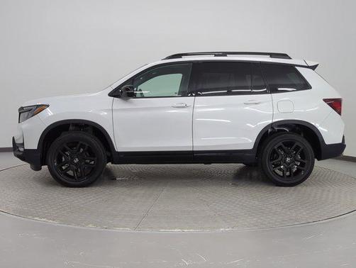 2025 Honda Passport AWD Black