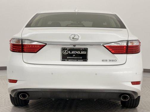 2015 Lexus ES 350 Crafted Line