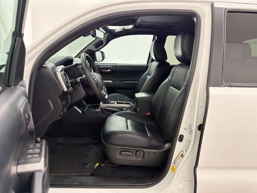 Ice Cap 2023 Toyota Tacoma Limited