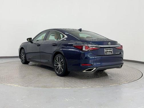 2025 Lexus ES 350 Base