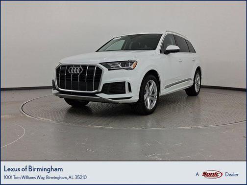 2022 Audi Q7 45 Premium Plus