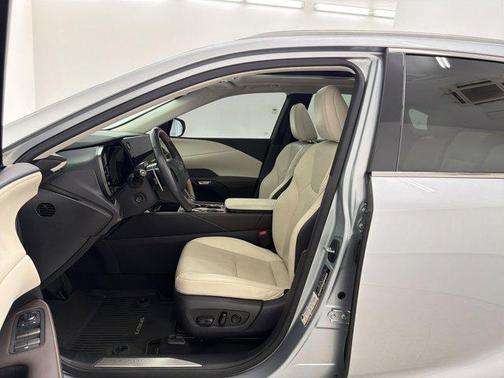 Eminent White Pearl 2023 Lexus RX 350h AWD