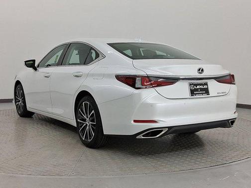 2025 Lexus ES 350 Base