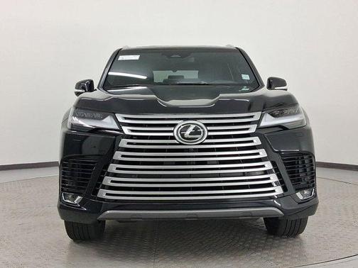 2025 Lexus LX 600 Luxury