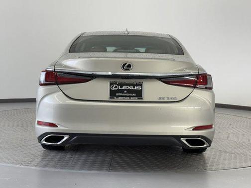 2025 Lexus ES 350 Base