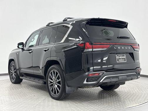 2022 Lexus LX 600 Base