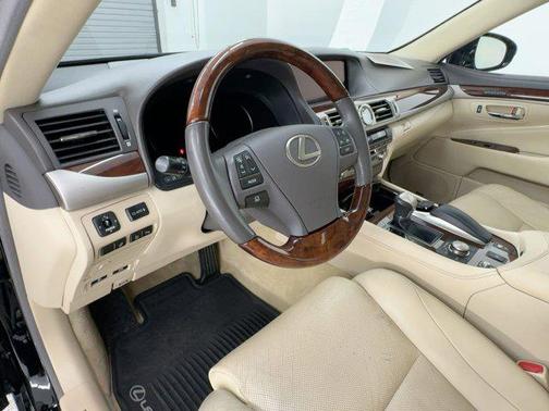 2015 Lexus LS 460 Base