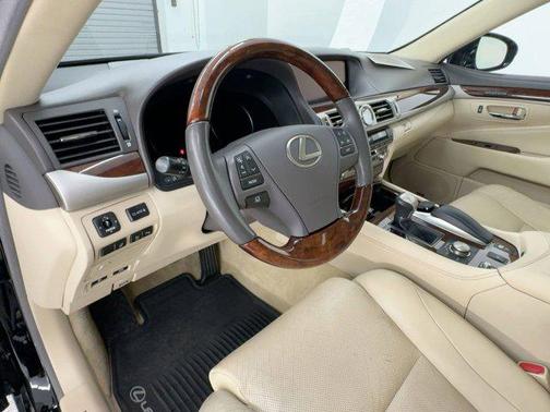 2015 Lexus LS 460 Base