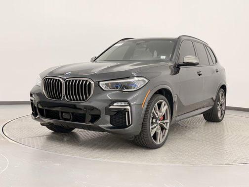 2021 BMW X5 M50i