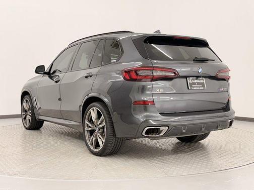 2021 BMW X5 M50i