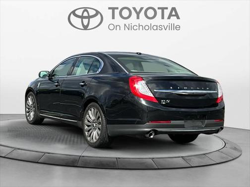 2015 Lincoln MKS Base