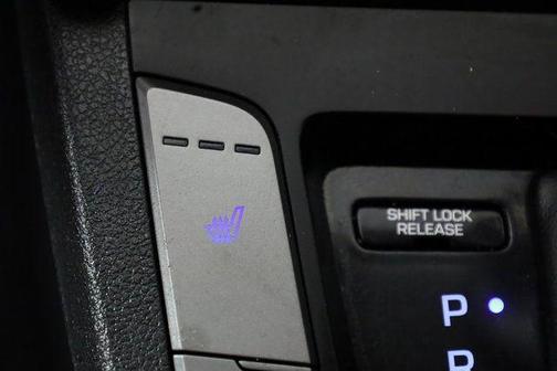 2017 Hyundai ELANTRA Value Edition