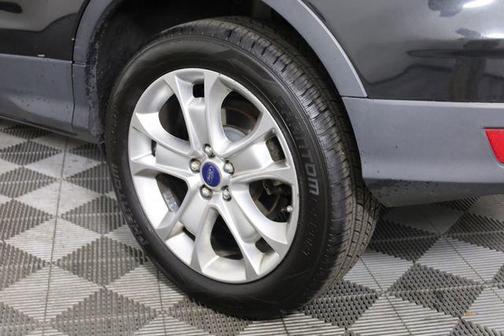 Tuxedo Black 2013 Ford Escape SEL