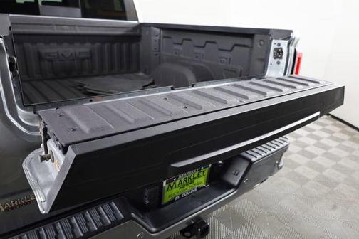 Sterling Metallic 2025 GMC Sierra 1500 Denali