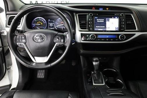 2019 Toyota Highlander Hybrid Platinum