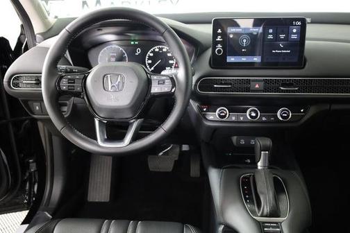 Crystal Black Pearl 2026 Honda HR-V EX-L