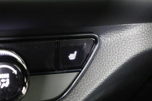 Platinum White Pearl 2026 Honda HR-V AWD Sport