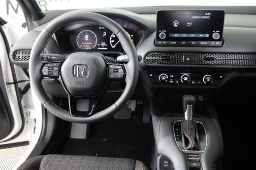 Platinum White Pearl 2026 Honda HR-V AWD Sport