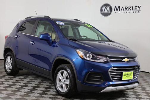 Pacific Blue Metallic 2020 Chevrolet Trax LT