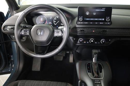 Nordic Forest Pearl 2024 Honda HR-V Sport