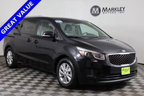 2015 Kia Sedona LX