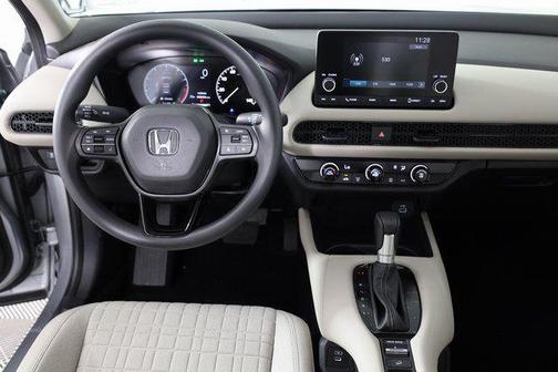Lunar Silver Metallic 2025 Honda HR-V LX