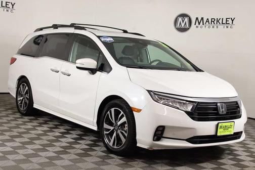 Platinum White Pearl 2021 Honda Odyssey Touring