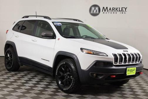 Bright White Clearcoat 2017 Jeep Cherokee Trailhawk
