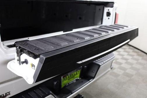 Summit White 2026 GMC Sierra 1500 Elevation