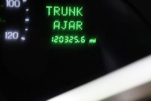 1999 Lincoln Continental Base