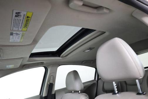 White Orchid Pearl 2017 Honda HR-V EX-L w/Navigation