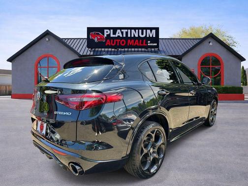 Vulcano Black Metallic 2023 Alfa Romeo Stelvio Veloce AWD