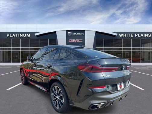 Black Sapphire Metallic 2022 BMW X6 xDrive40i