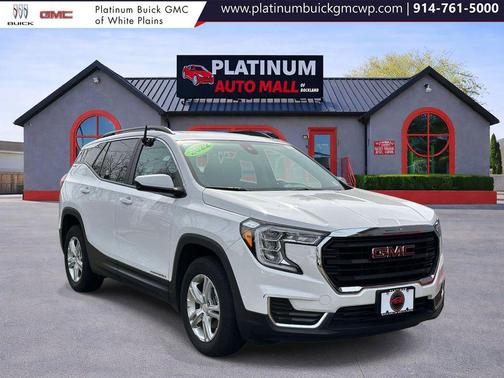Summit White 2022 GMC Terrain SLE
