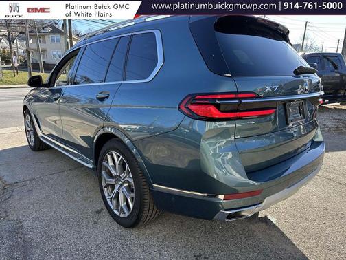 2024 BMW X7 xDrive40i
