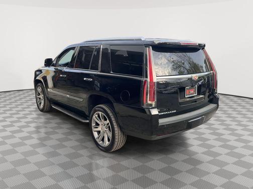 2020 Cadillac Escalade Luxury