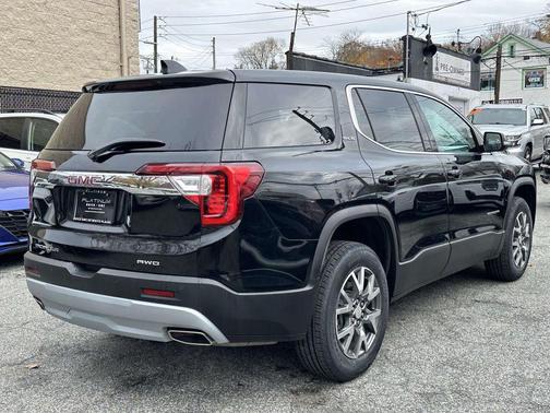 2023 GMC Acadia AWD SLE