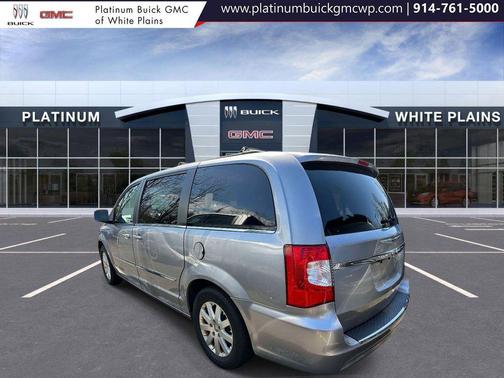Billet Silver Metallic Clearcoat 2013 Chrysler Town & Country Touring