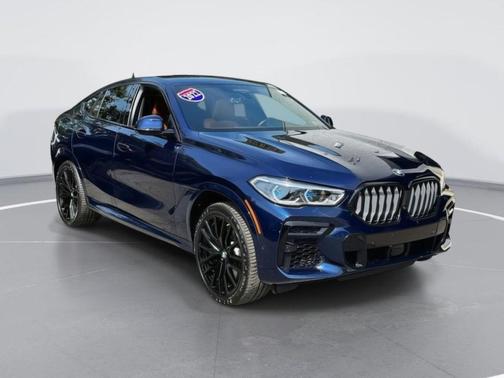 2022 BMW X6 M50i