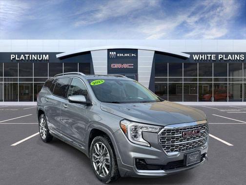 2023 GMC Terrain Denali